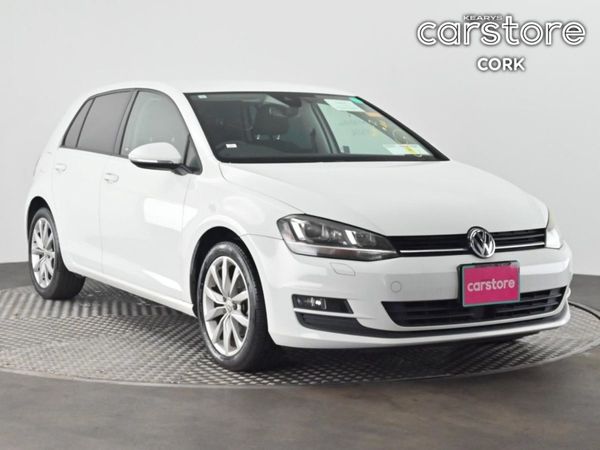 Volkswagen Golf Hatchback, Petrol, 2017, White