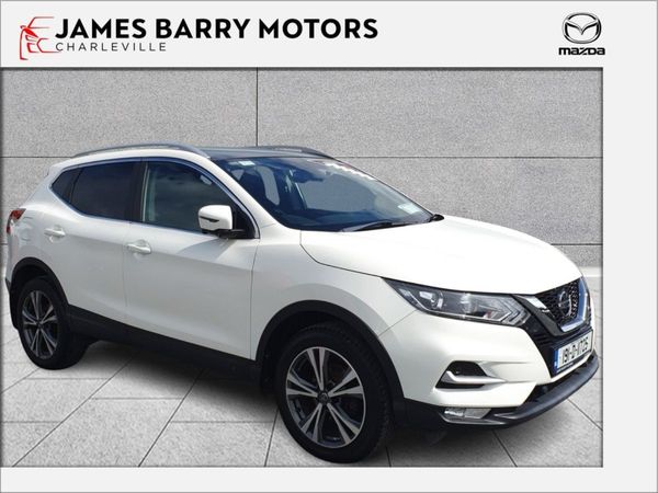 Nissan Qashqai MPV, Petrol, 2019, White
