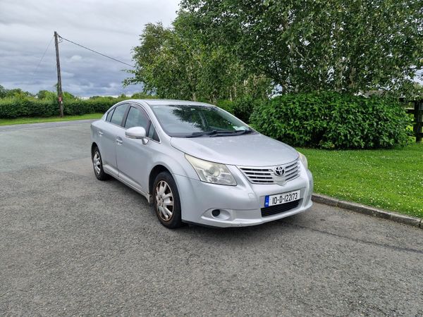 Toyota Avensis Saloon, Diesel, 2010, Silver