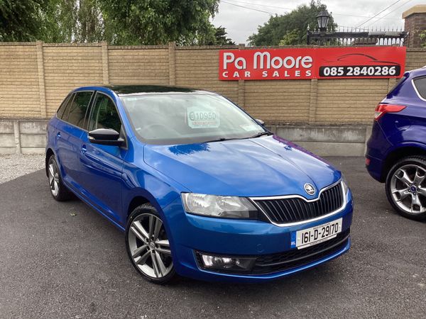 Skoda Rapid Hatchback, Petrol, 2016, Blue