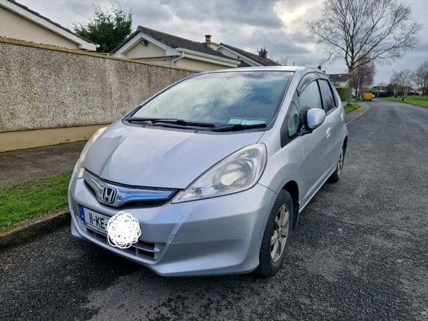 Honda Fit Hatchback, Petrol Hybrid, 2011, Silver