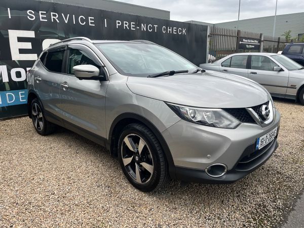 Nissan Qashqai Hatchback, Diesel, 2016, Silver