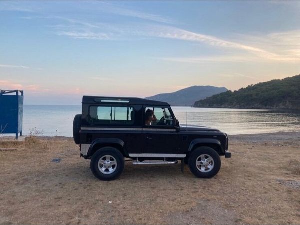 Land Rover Defender SUV, Diesel, 2004, Black