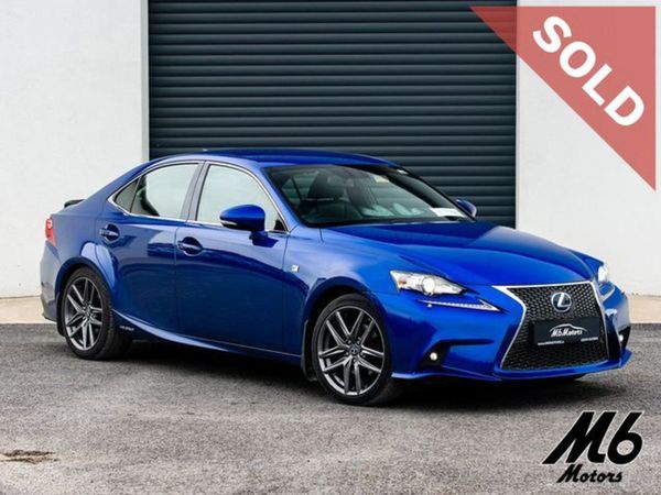 Lexus IS Saloon, Hybrid, 2016, Blue
