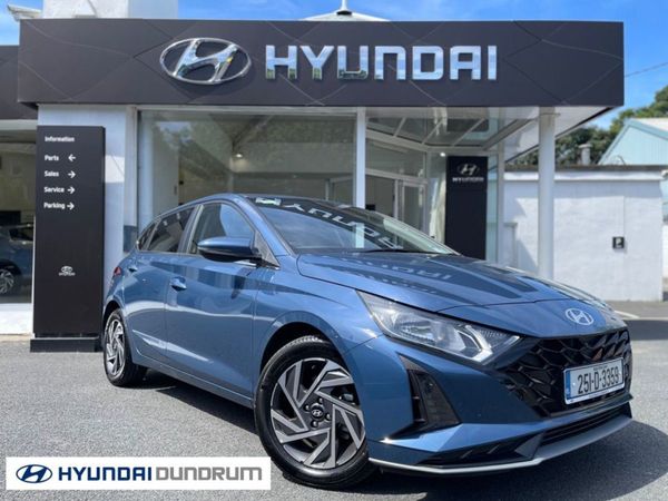 Hyundai i20 Hatchback, Petrol, 2025, Blue