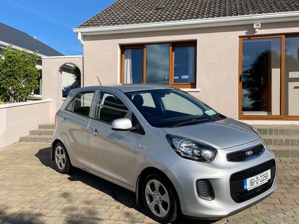 Kia Picanto Hatchback, Petrol, 2016, Silver