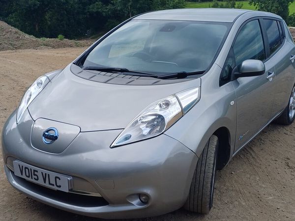 Nissan Leaf Hatchback, Electric, 2015, Silver