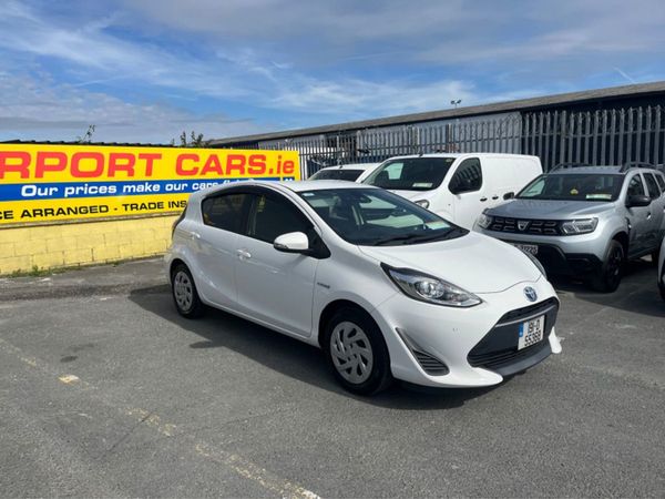 Toyota Aqua Hatchback, Petrol Hybrid, 2019, White