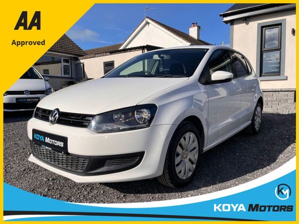 Volkswagen Polo Hatchback, Petrol, 2014, White