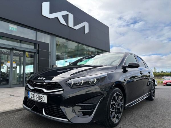Kia Ceed Hatchback, Petrol, 2023, Black