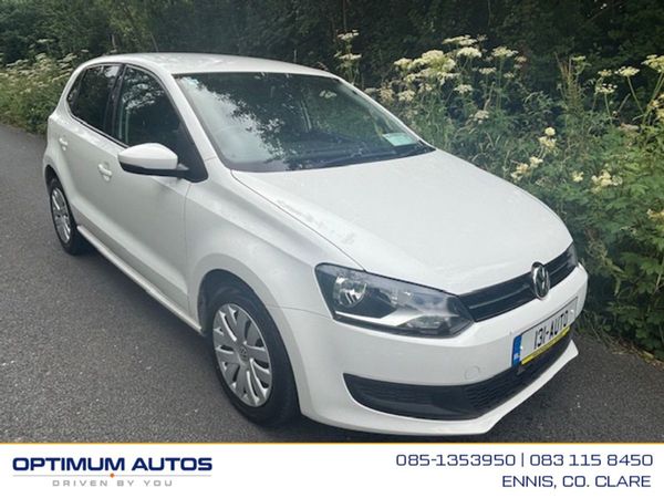 Volkswagen Polo Hatchback, Petrol, 2013, White