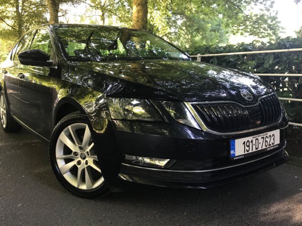 Skoda Octavia Saloon, Diesel, 2019, Black