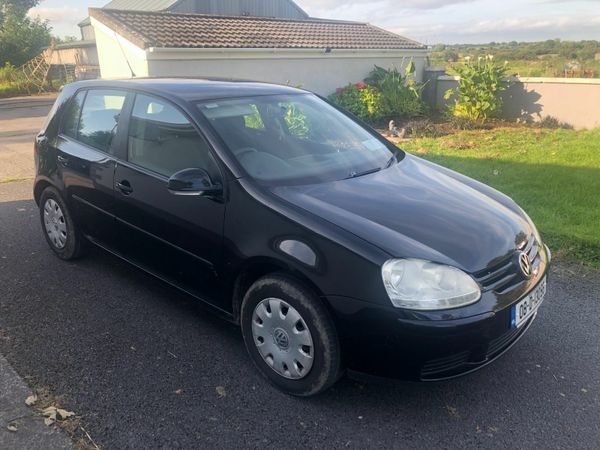 Volkswagen Golf Hatchback, Petrol, 2008, Black