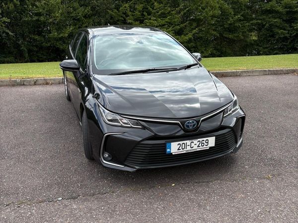 Toyota Corolla Saloon, Petrol Hybrid, 2020, Black