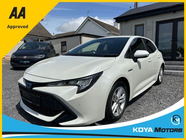 Toyota Corolla Hatchback, Petrol Hybrid, 2020, White