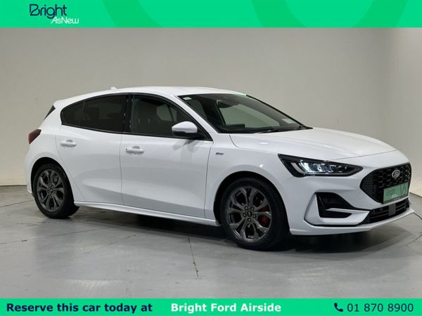 Ford Focus Hatchback, Petrol, 2024, White