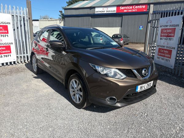 Nissan Qashqai Hatchback, Diesel, 2016, Brown