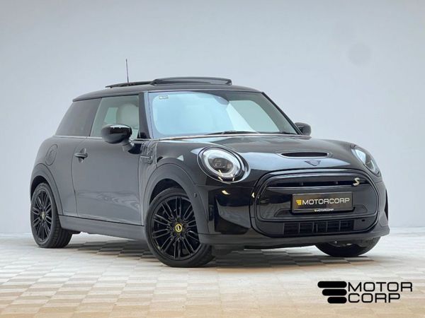 Mini Electric Hatchback, Electric, 2021, Black