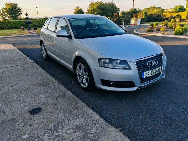 Audi A3 Hatchback, Diesel, 2009, Silver