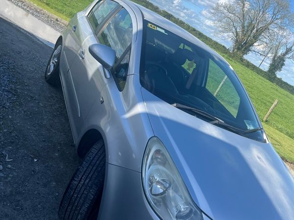 Opel Corsa Hatchback, Petrol, 2008, Silver
