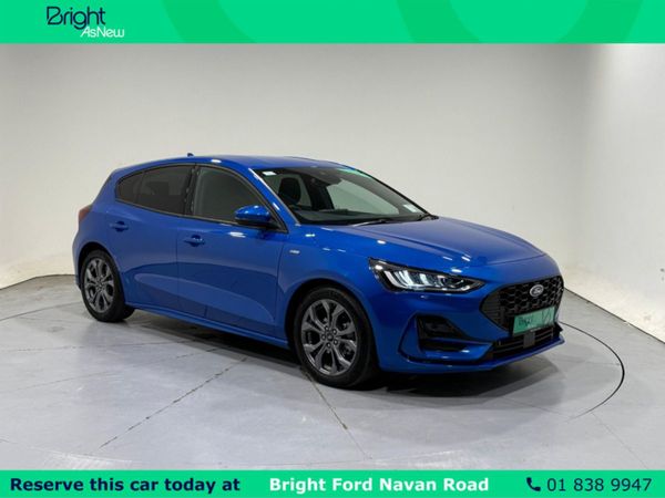 Ford Focus Hatchback, Petrol, 2024, Blue