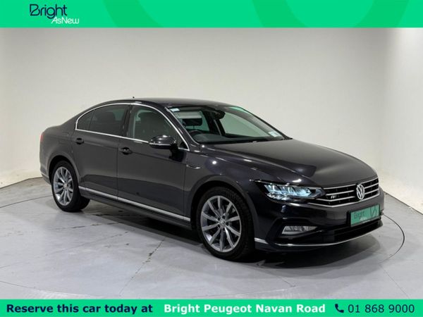 Volkswagen Passat Saloon, Petrol, 2020, Grey