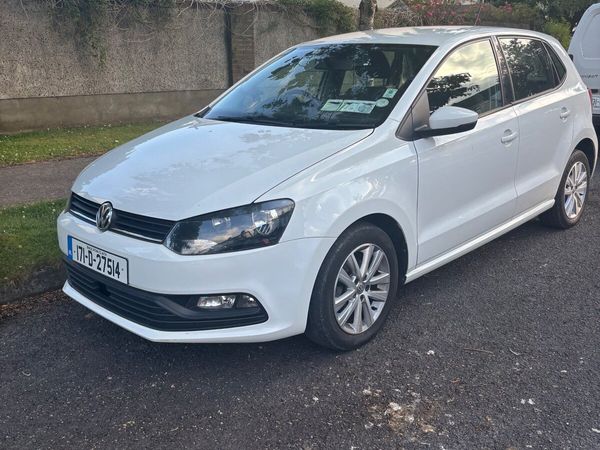 Volkswagen Polo Hatchback, Petrol, 2017, White