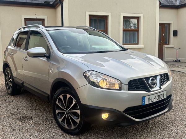 Nissan Qashqai Hatchback, Diesel, 2011, Silver