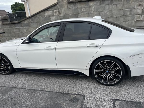 BMW 3-Series Saloon, Diesel, 2012, White