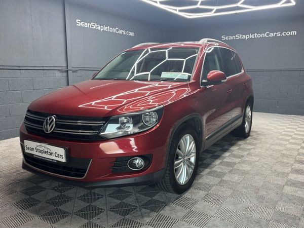 Volkswagen Tiguan Estate, Diesel, 2015, Red