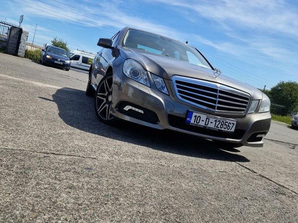 Mercedes-Benz E-Class Saloon, Diesel, 2010, Grey
