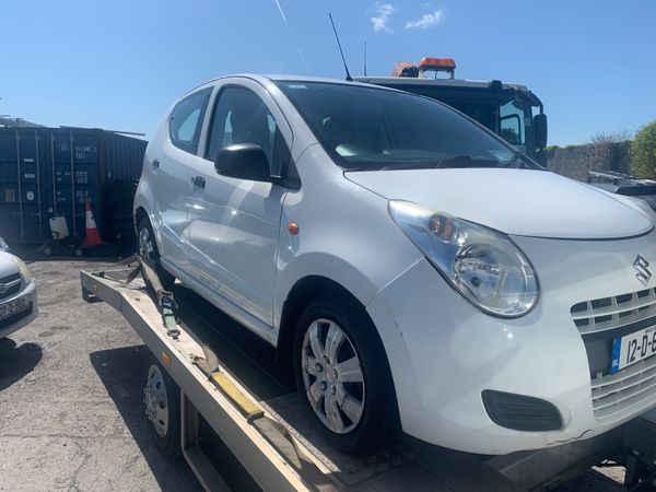 Suzuki Alto Hatchback, Petrol, 2012, White