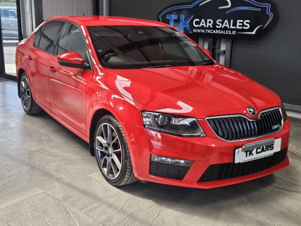 Skoda Octavia Hatchback, Diesel, 2015, Red