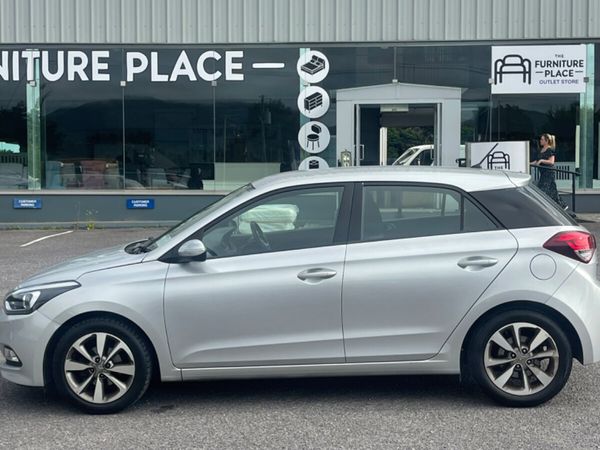 Hyundai i20 Hatchback, Petrol, 2018, Grey
