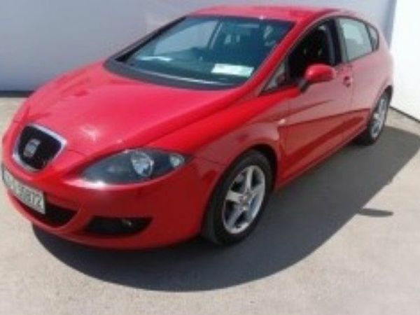 SEAT Leon Hatchback, Petrol, 2006, Red