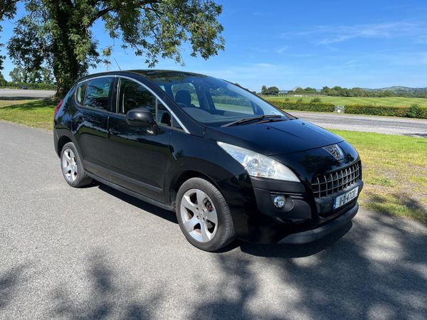 Peugeot 3008 MPV, Diesel, 2011, Black