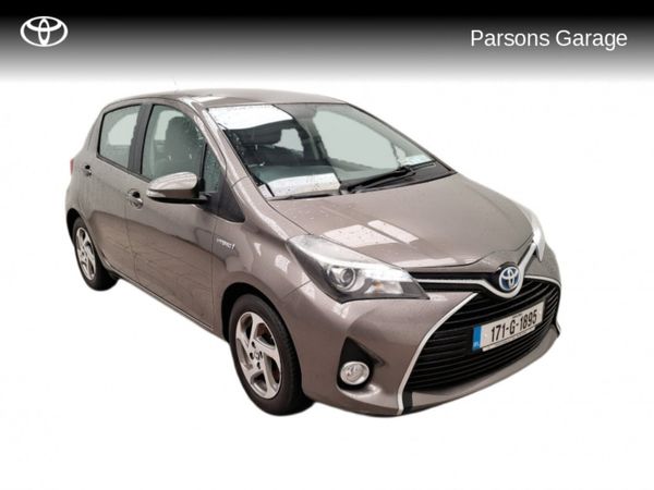 Toyota Yaris Hatchback, Petrol Hybrid, 2017, Bronze