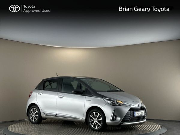 Toyota Yaris Hatchback, Petrol Hybrid, 2020, Silver