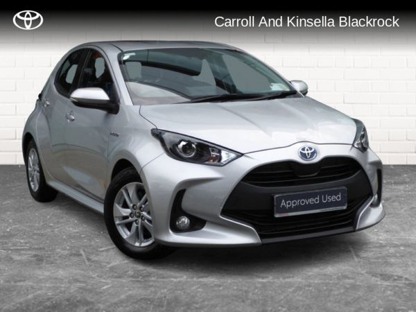 Toyota Yaris Hatchback, Petrol Hybrid, 2021, Silver