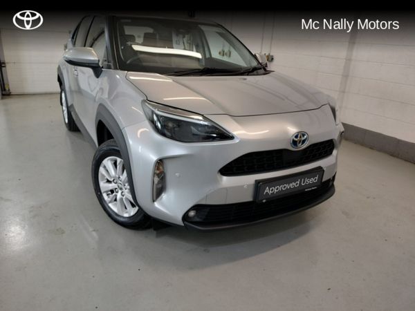 Toyota Yaris Cross Hatchback, Petrol Hybrid, 2022, Silver