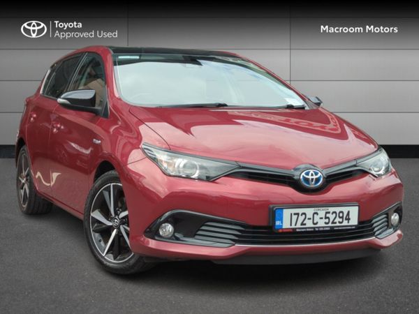 Toyota Auris Hatchback, Petrol Hybrid, 2017, Red