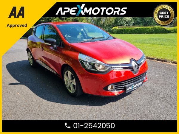 Renault Clio Hatchback, Petrol, 2015, Red