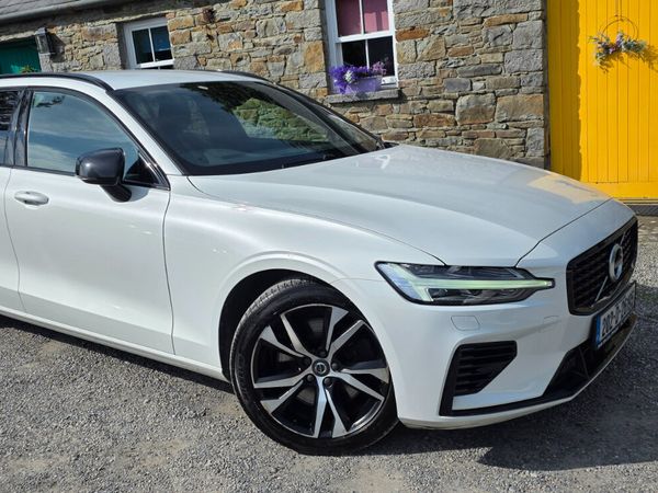 Volvo V60 Estate, Petrol Plug-in Hybrid, 2020, White