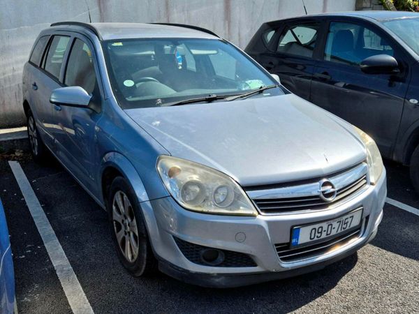 Opel Astra Estate, Diesel, 2009, Silver