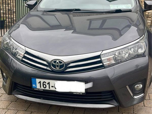 Toyota Corolla Saloon, Petrol, 2016, Grey