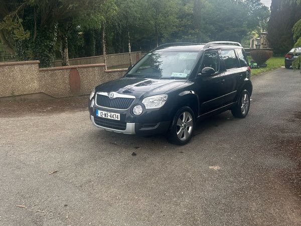 Skoda Yeti SUV, Diesel, 2012, Black
