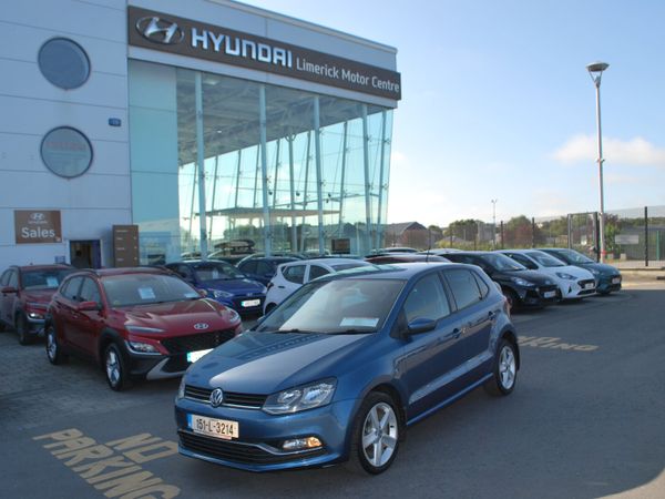 Volkswagen Polo Hatchback, Petrol, 2015, Blue