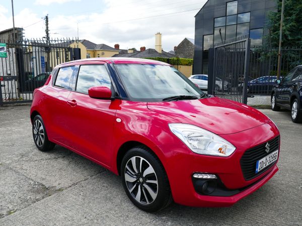 Suzuki Swift Hatchback, Petrol, 2020, Red