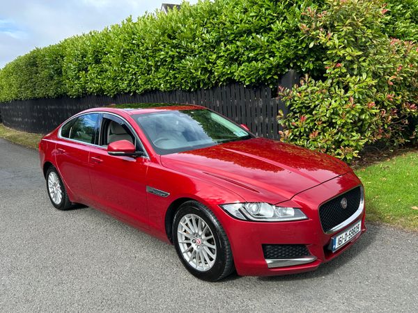 Jaguar XF Saloon, Diesel, 2016, Red