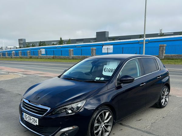 Peugeot 308 Hatchback, Petrol, 2015, Navy